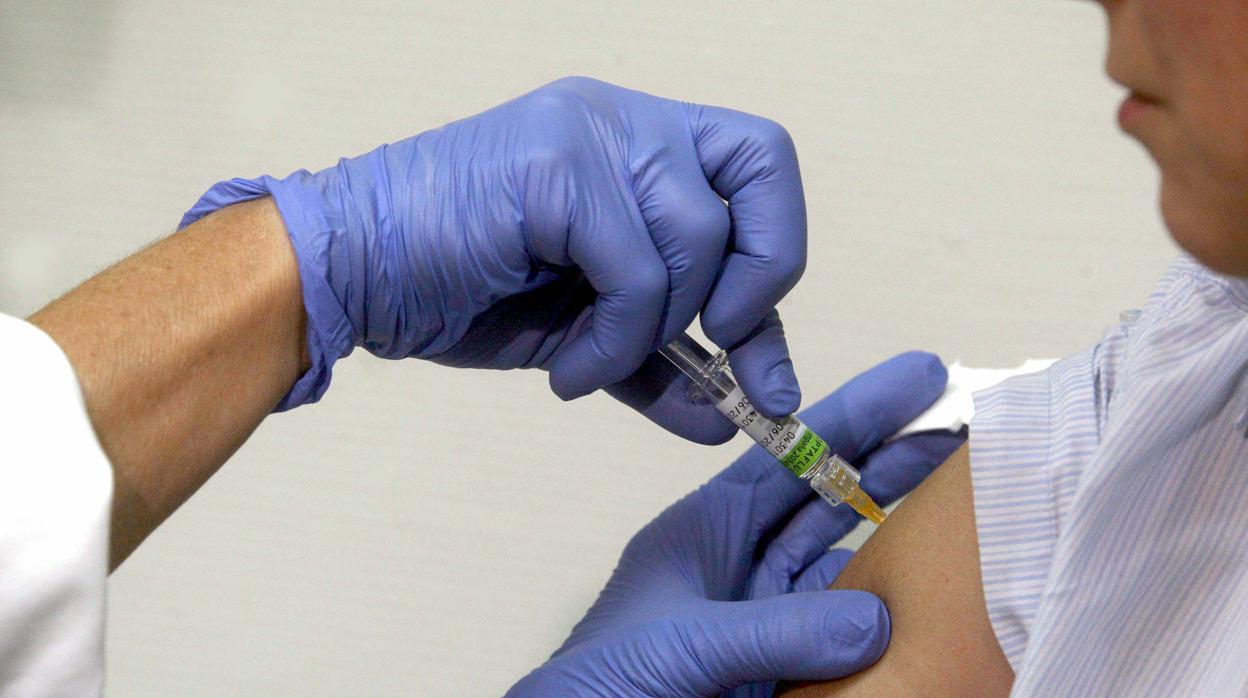Arranca la vacunación contra la gripe: cómo solicitar la vacuna y principales novedades