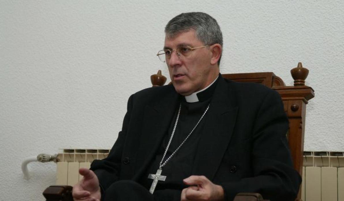 Braulio Rodríguez manteniendo una charla