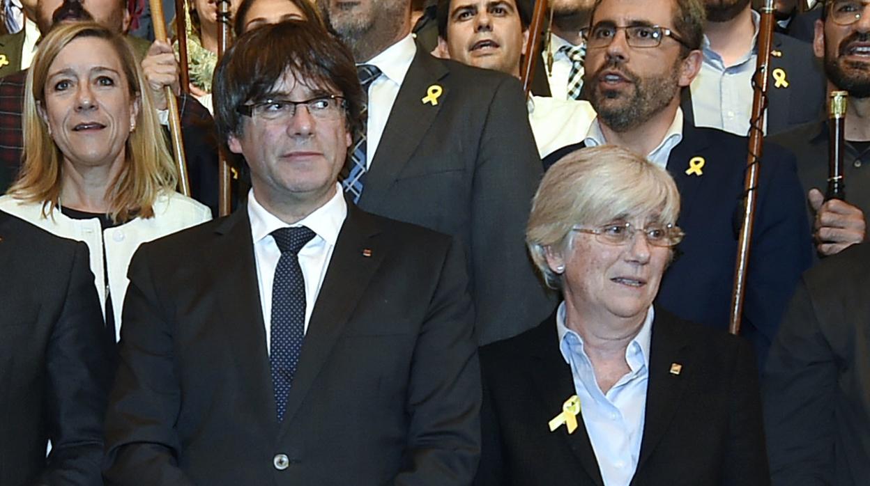 Carles Puigdemont y Clara Ponsatí, en una imagen de archivo