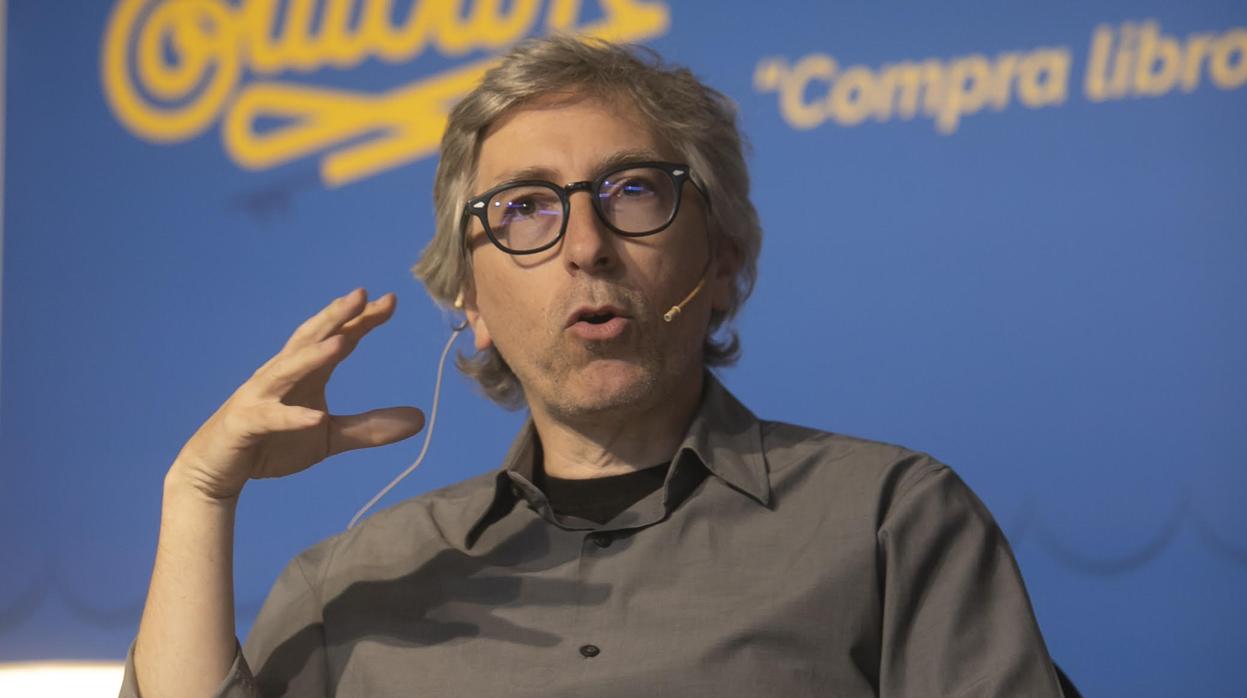 El escritor David Trueba, galardonado con el Premio Novela Europea