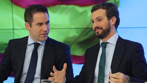 Casado pide a Sánchez que se vaya y que vuelva el PSOE «histórico y sensato»