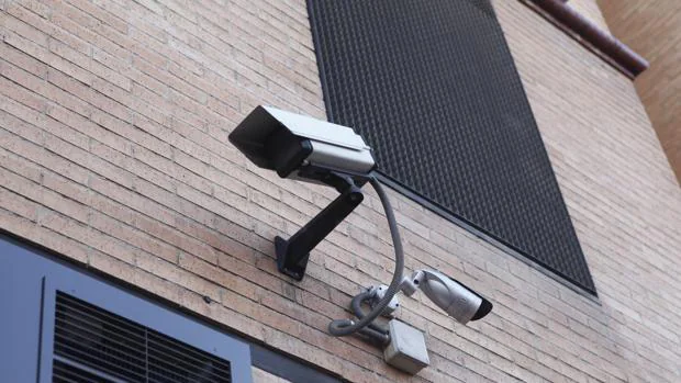 Las cámaras de seguridad que sean sólo disuasorias también afectan a la intimidad