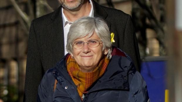 El juez deja en libertad a Clara Ponsatí mientras decide sobre la euroorden contra ella