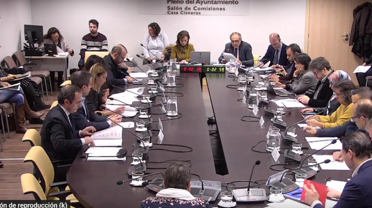 Momento del debate en la Comisión de Vicealcaldía