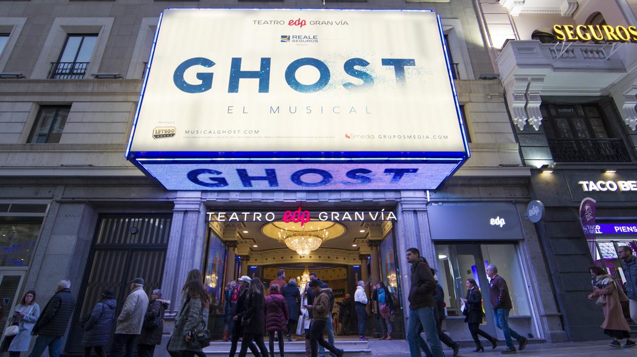 Entrada a «Ghost El Musical», en el Teatro EDP Gran Vía