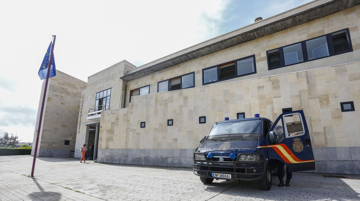 Sede de la Policía Nacional en San Andrés de Rabanedo