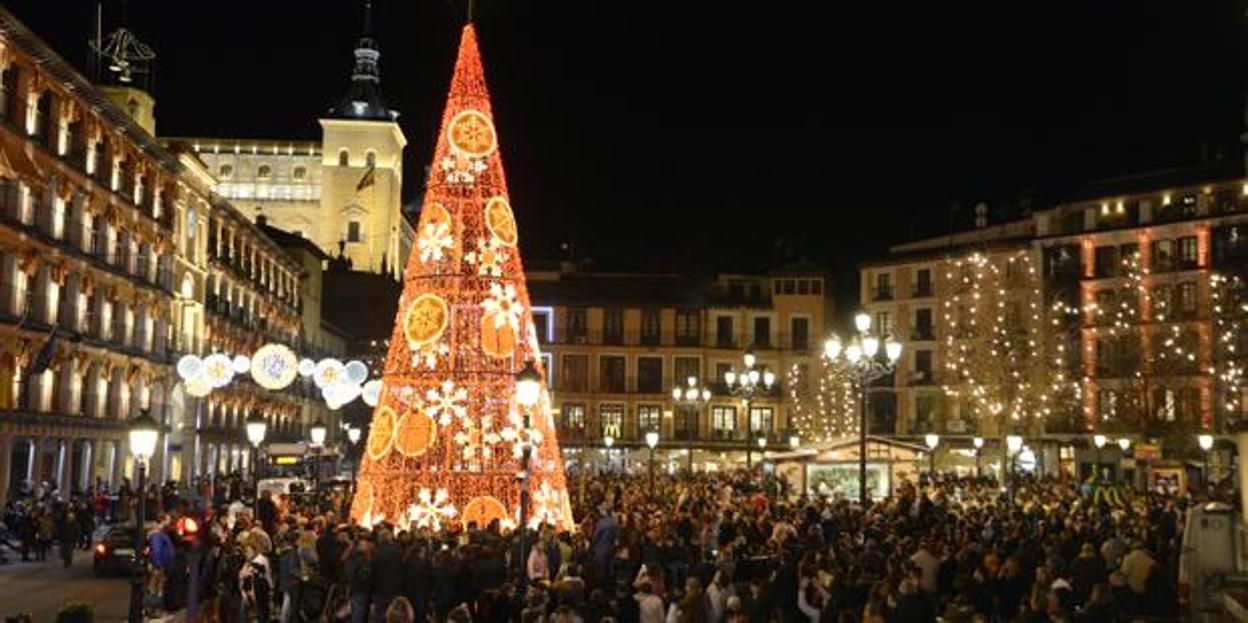 Imagen de la inauguración del árbol de Navidad, durante las pasadas navidades