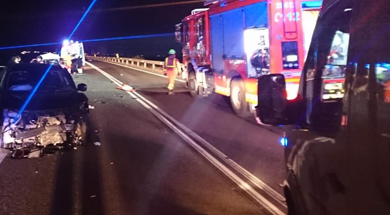 Intervención de Bomberos del Consorici de Bomberos en un accidente de trraa´ico este vineres