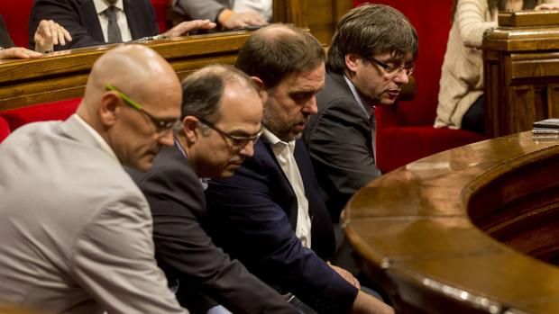 ERC presiona al PSOE para que el Tribunal de Cuentas les rebaje la condena por el 1-O