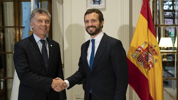 Casado y Macri, el presidente saliente argentino, se reúnen en Madrid