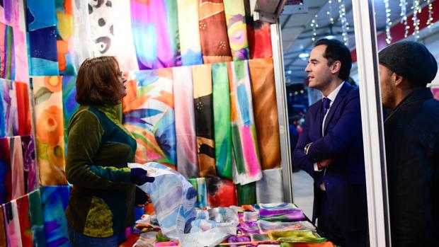 La Feria de Artesanía del paseo de Recoletos espera 250.000 visitantes