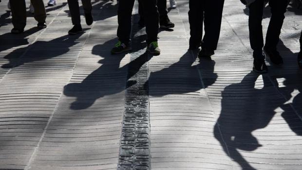 Los jóvenes que dañaron el monumento de La Rambla a las víctimas del 17-A serán expulsados