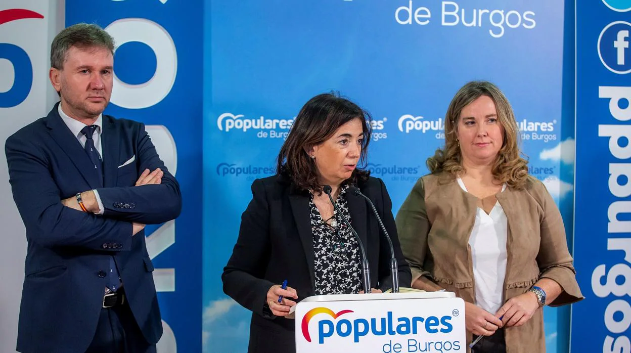 Los parlamentarios del PP de Burgos Javier Lacalle, Sandra Moneo y Cristina Ayala