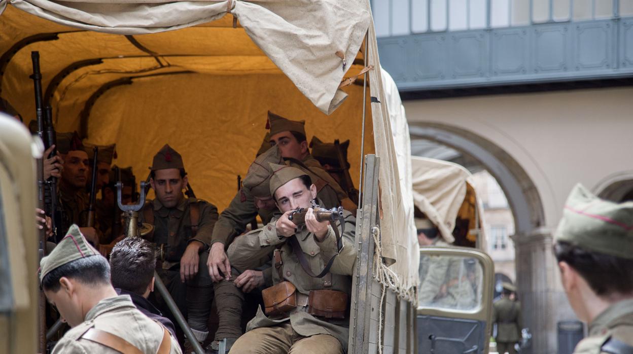 Escena de la película «Mientras dure la guerra» rodada en Salamanca por Alejandro Amenábar