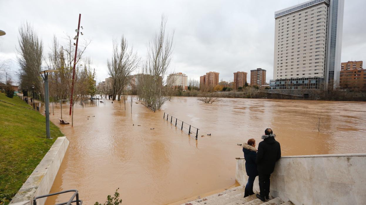 Desbordamiento del Pisuerga, a su paso por Valladolid