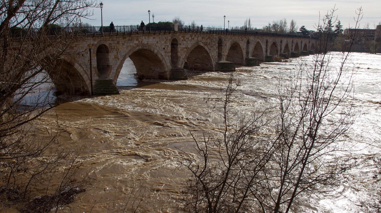 El río Duero, a su paso por Zamora