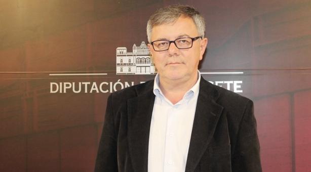 Ramón García, alcalde de Hellín, se baja el sueldo: de 58.000 a 45.933 euros brutos anuales