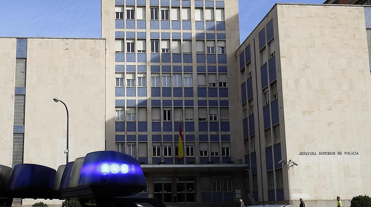 Sede de la Jefatura Superior de Policía de Zaragoza