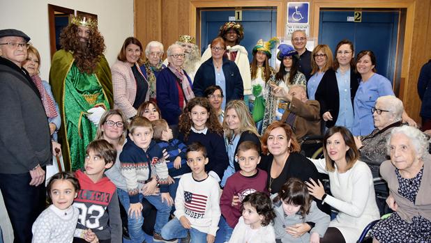 Los Reyes Magos, con los niños enfermos y los mayores de Talavera