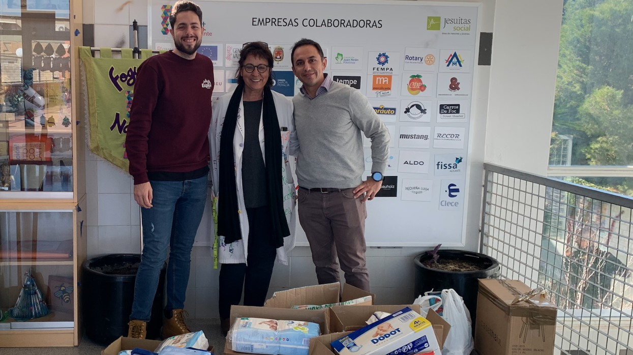 Imagen de la entrega de alimentos