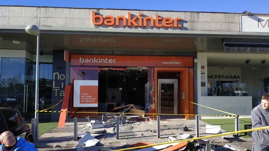 Los devastadores efectos de reventar con explosivos las sucursales bancarias de Madrid