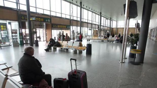 Sólo el aeropuerto de Valladolid pierde pasajeros, aunque acumula el 71% del total
