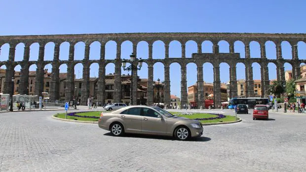 Instalan cámaras de vigilancia del entorno del Acueducto de Segovia