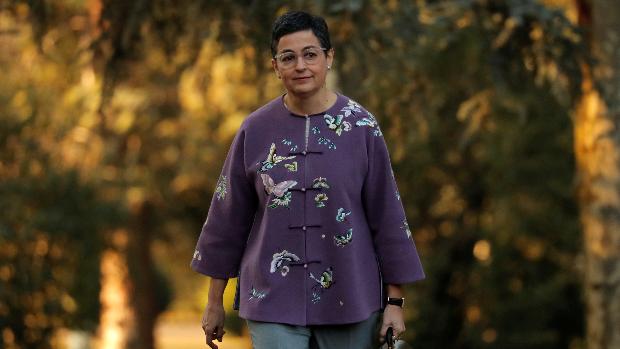 Golpe judicial a las embajadas catalanas mientras Sánchez las vuelve a autorizar