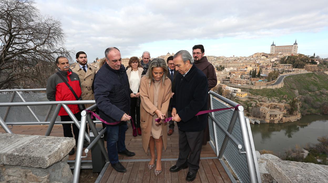 La alcaldesa, durante la inauguración