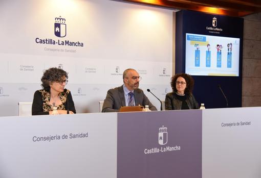 Juan Camacho, Natalia Vallés y Begoña Fernández