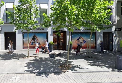 En la tienda de Louis Vuitton de Madrid (Calle Serrano 66)