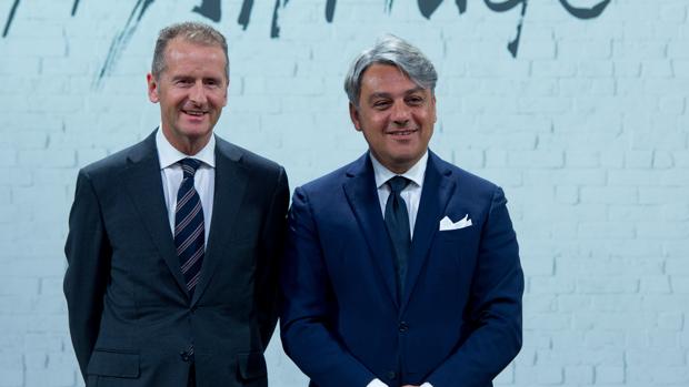 El presidente de Volkswagen lanza un mensaje de confianza a SEAT tras la salida de Luca de Meo