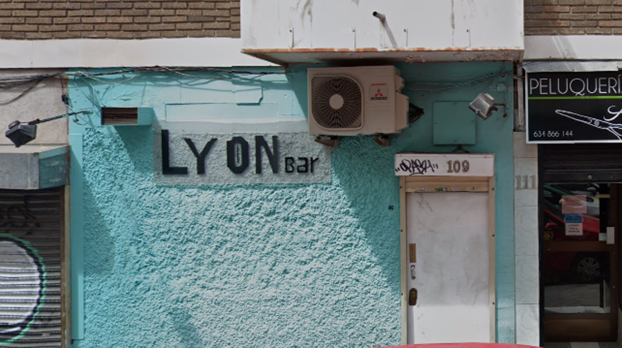 Vista exterior del bar Lyon, donde ocurrieron los hechos