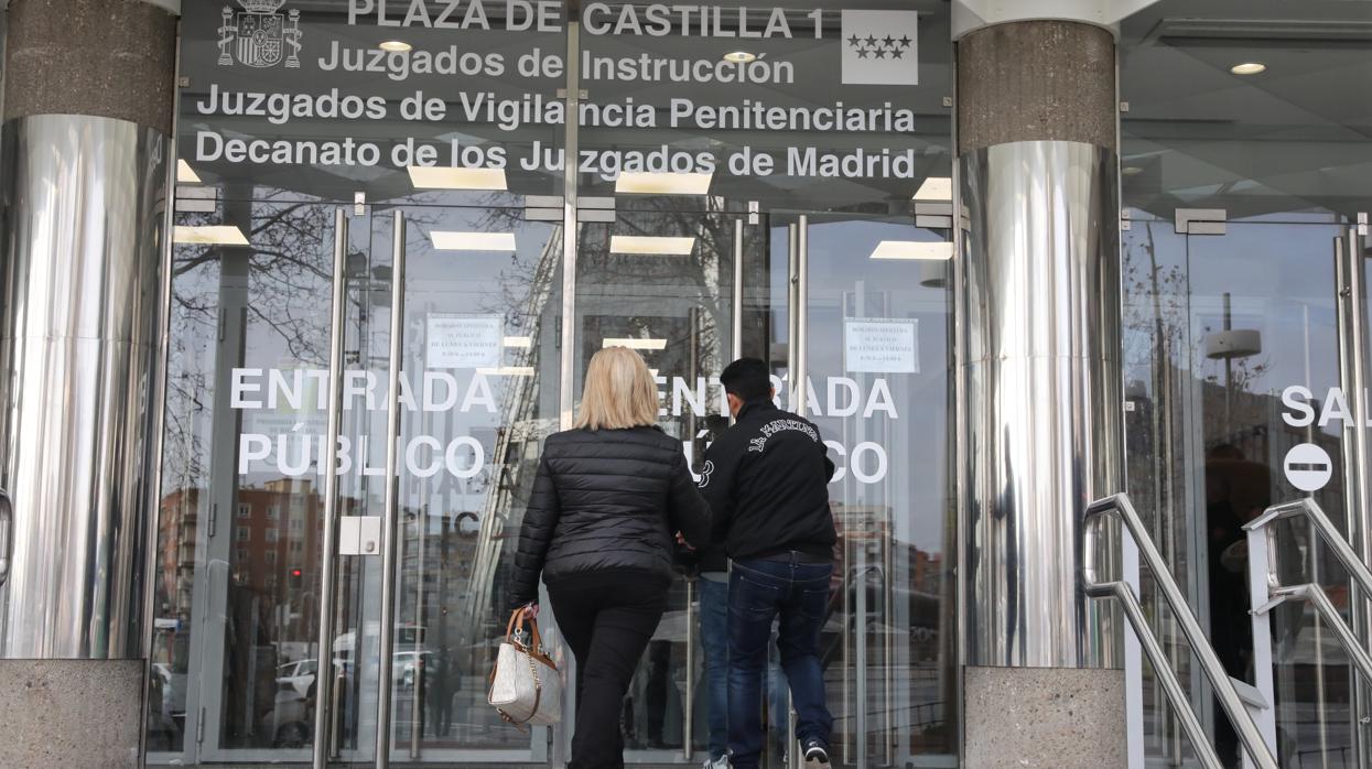 Entrada de los juzgados de Plaza de Castilla