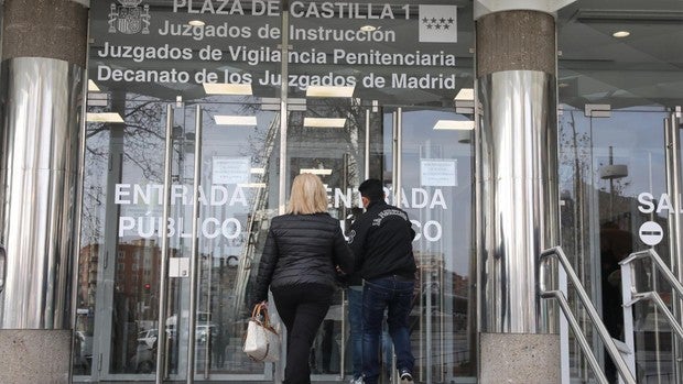 Se fuga de los juzgados de Plaza de Castilla tras golpear a los agentes que lo custodiaban