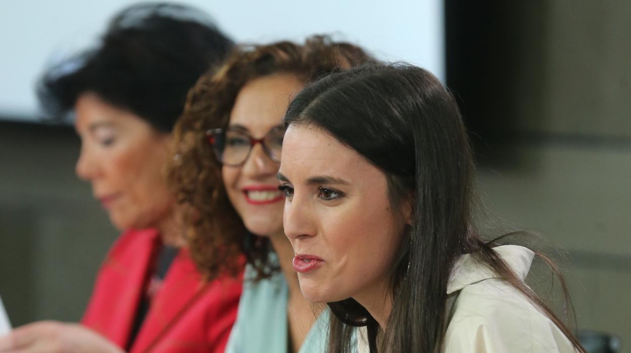 Primer plano de la ministra Irene Montero