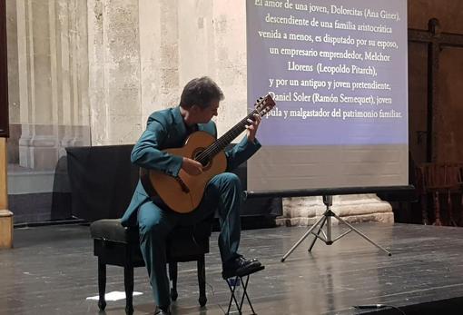 El guitarrista Rafael Serrallet, durante su actuación