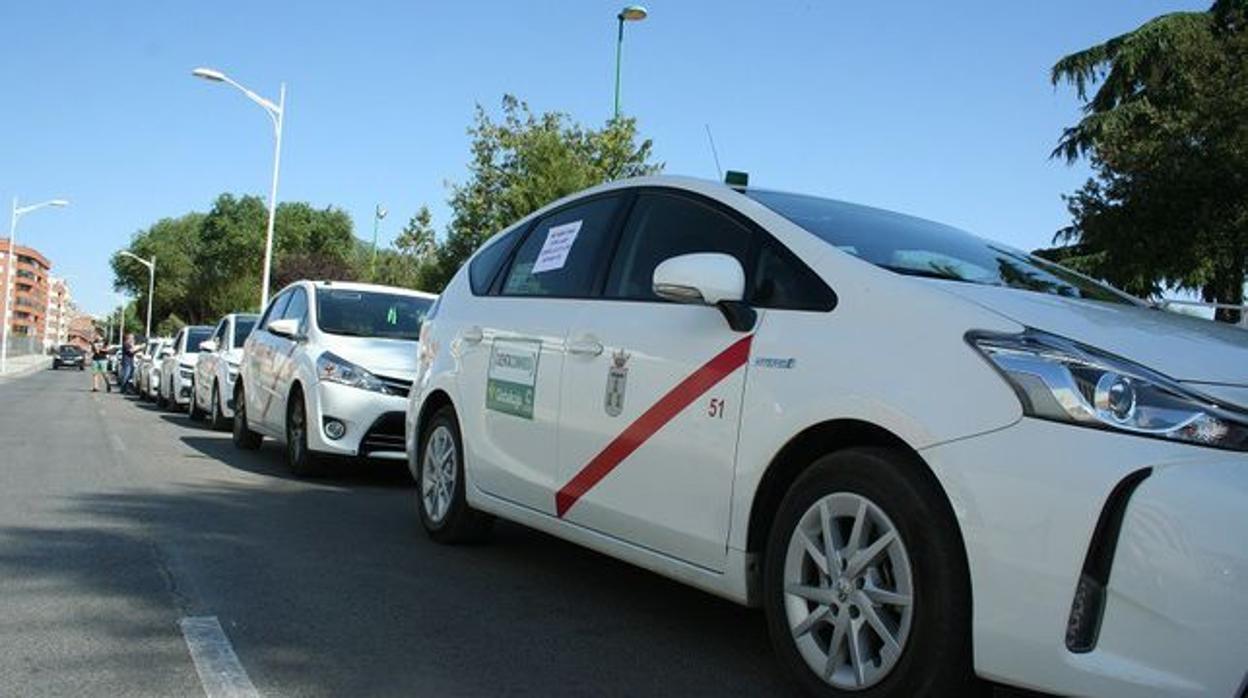 Imagen de archivo de taxis en Albacete