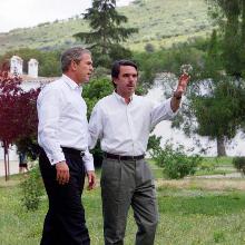 George W. Bush y José María Aznar, en la finca de Quintos de Mora en 2001