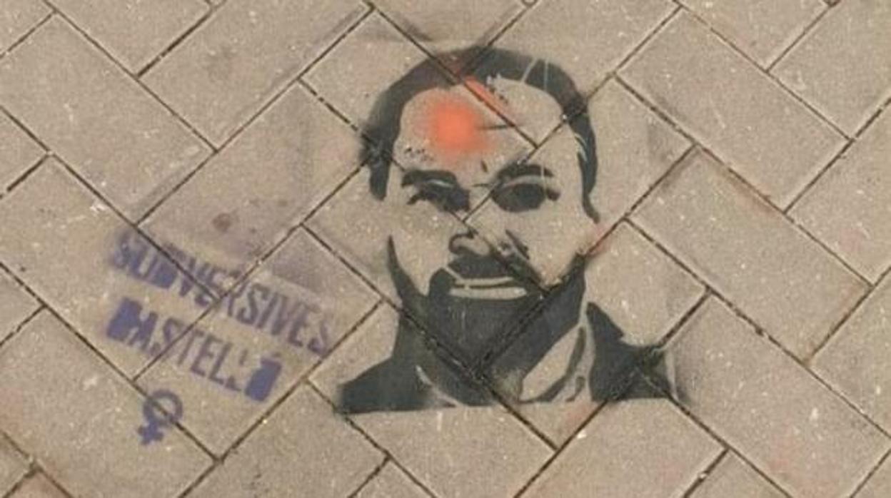 Imagen de la pintada contra Santiago Abascal