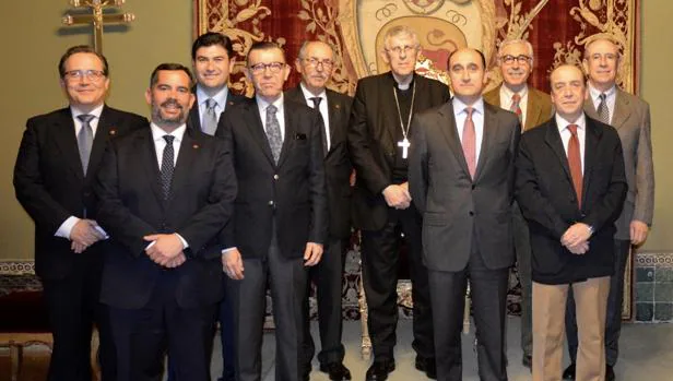 Los caballeros del Santo Sepulcro se despiden del arzobispo Braulio Rodríguez