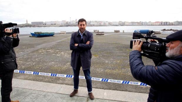 Gómez-Reino da un paso al frente mientras el rupturismo sigue dividido