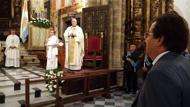 Fernández Vara asistirá a la toma de posesión del nuevo arzobispo de Toledo
