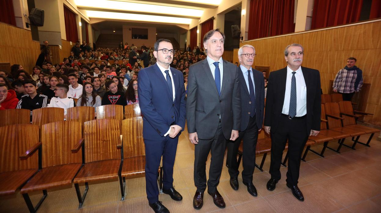 El secretario de Estado de Educación del Gobierno de España, Alejandro Tiana, asite el acto de inauguración de la semana de formación «Enseñar Educando» del colegio San Agustín de Salamanca