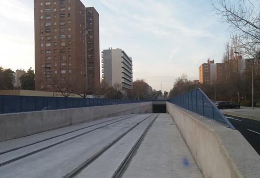 Imagen del la rampa de conexión del túnel de la estación de Amado Granell para la nueva línea 10 de Metrovalencia