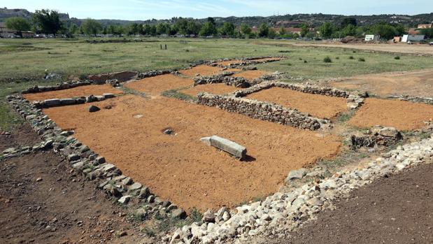 Page anuncia una excavación «exhaustiva» en la Vega Baja de Toledo