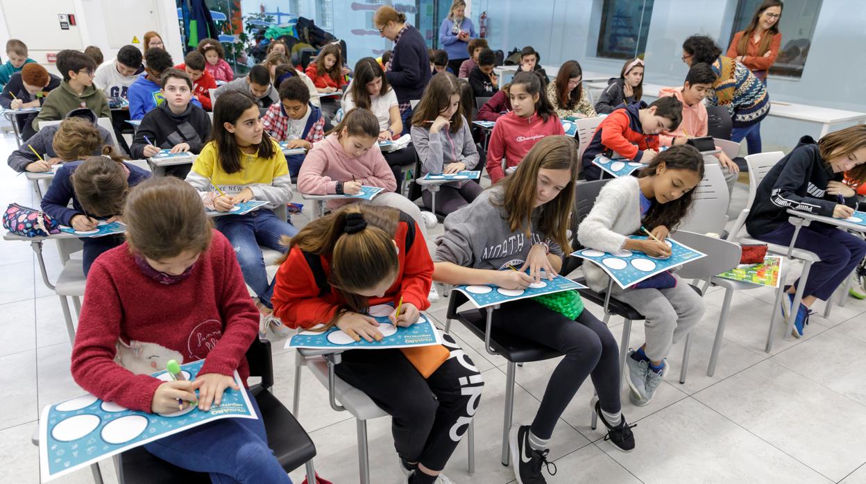 Niños en los talleres de esta iniciativa en el Parque Científico de la Universidad de Valladolid