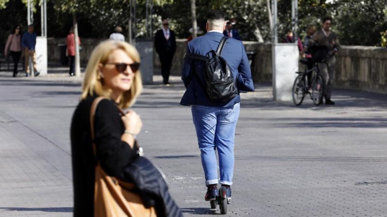 Los Vehículos de Movilidad Personal no pueden superar los 25 km/h