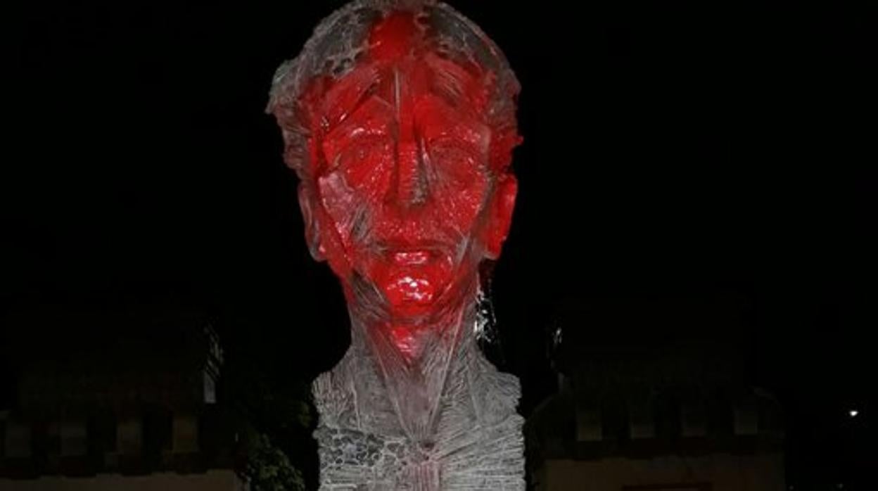 El busto ya fue atacado en 2018