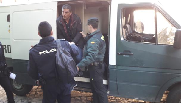 El perfil genético de Aleksander, clave para que sea o no condenado por una agresión sexual en 2007